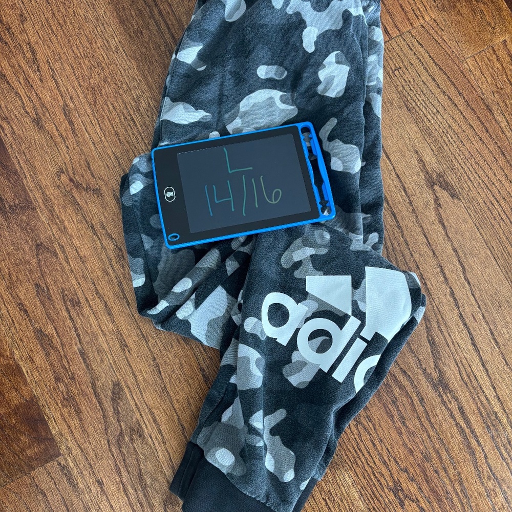 Boys Adidas Joggers Size 14/16 Large